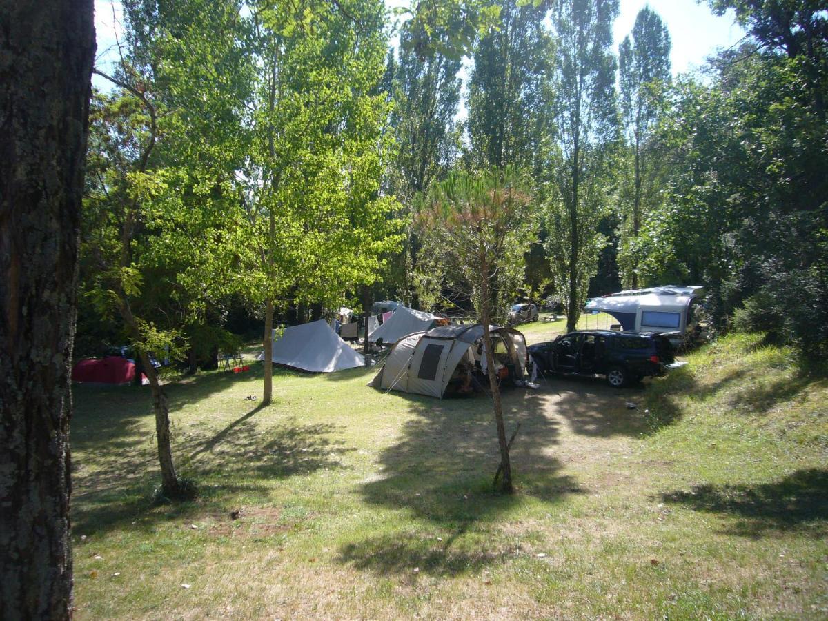 Camping De Graniers Monoblet Exterior foto