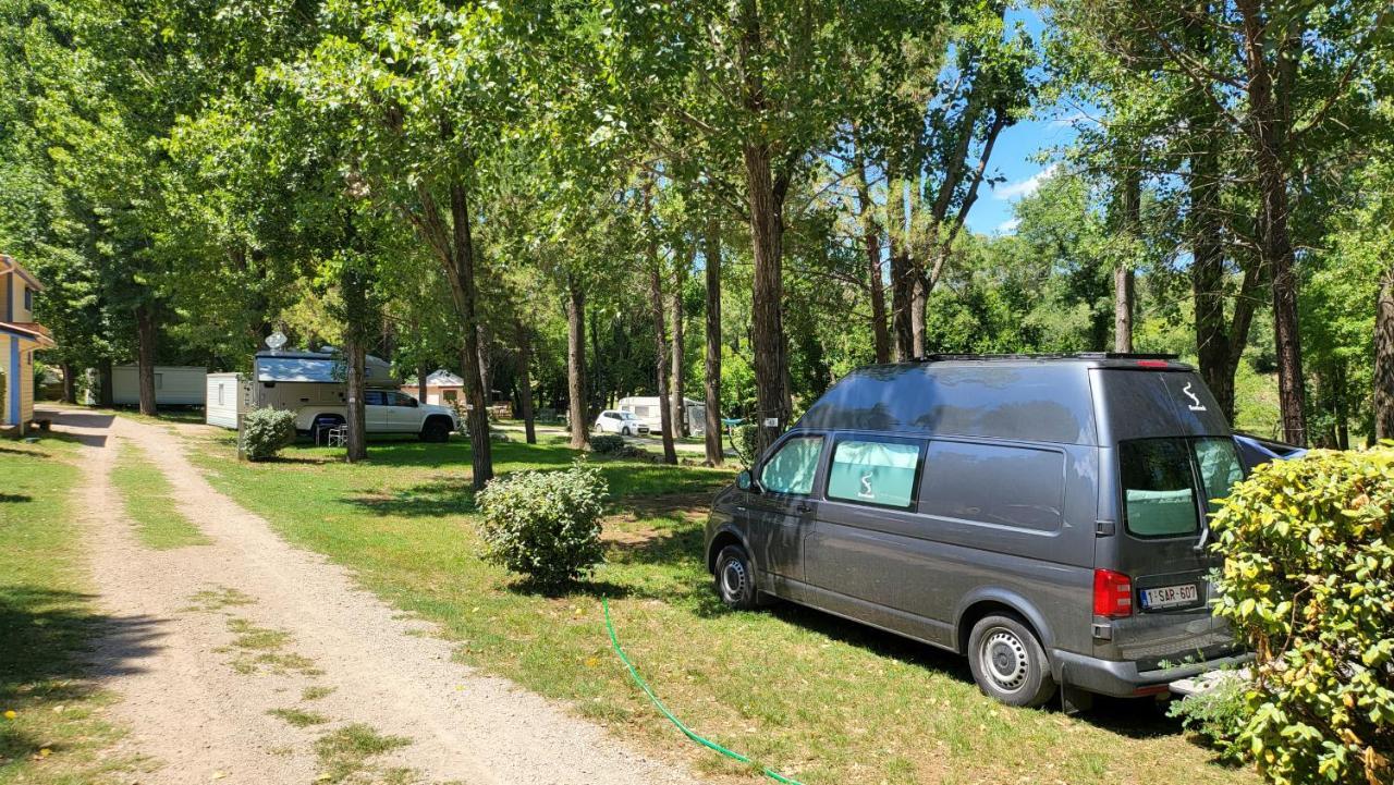 Camping De Graniers Monoblet Exterior foto