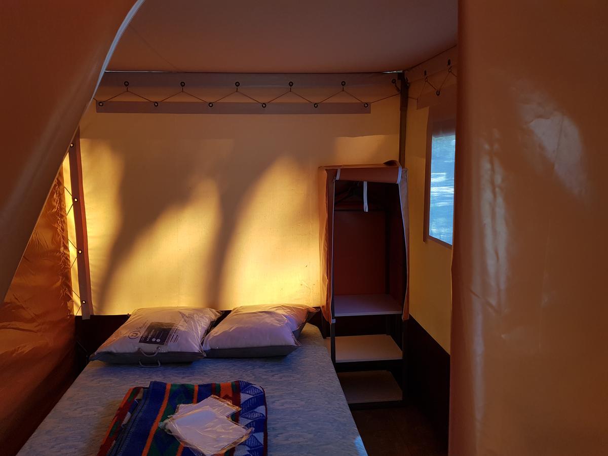 Camping De Graniers Monoblet Exterior foto